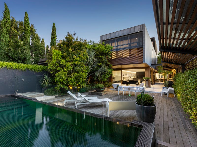 245 Beaconsfield Parade, Middle Park